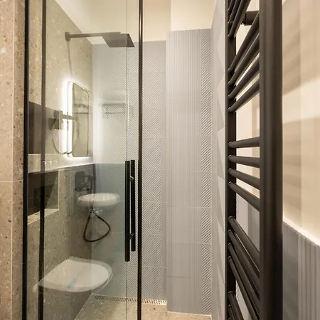 Hop & 게스트하우스 4*