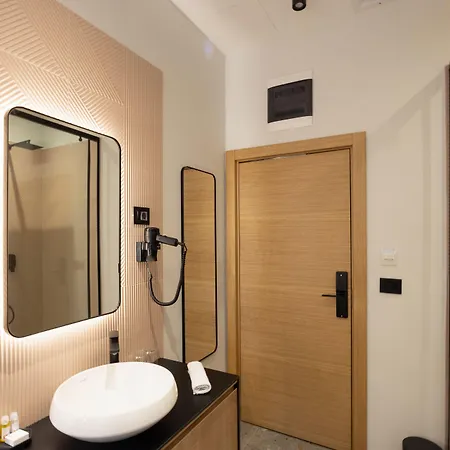 ゲストハウス Hop & 4*